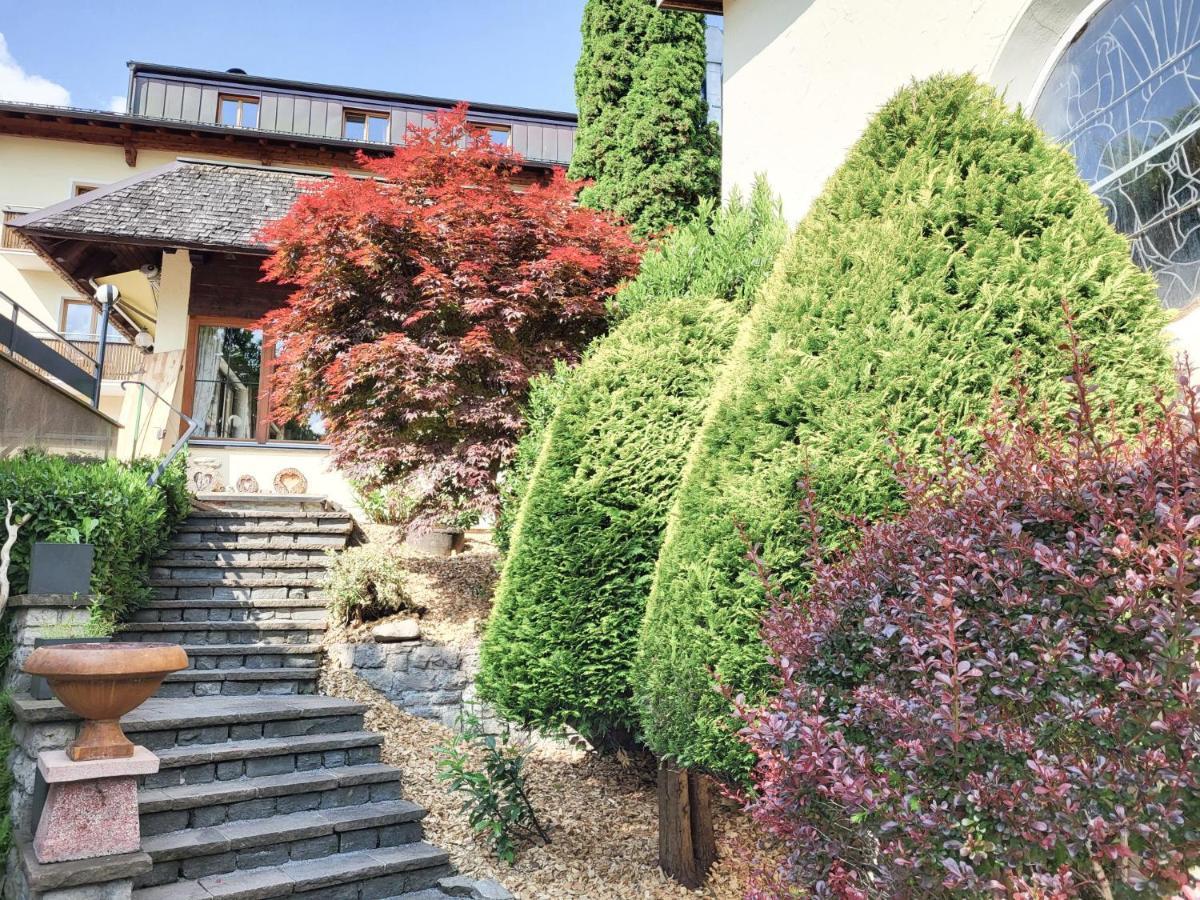 Wanderhotel Garni Cresta Schruns Eksteriør billede