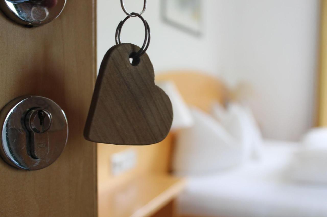 Wanderhotel Garni Cresta Schruns Eksteriør billede