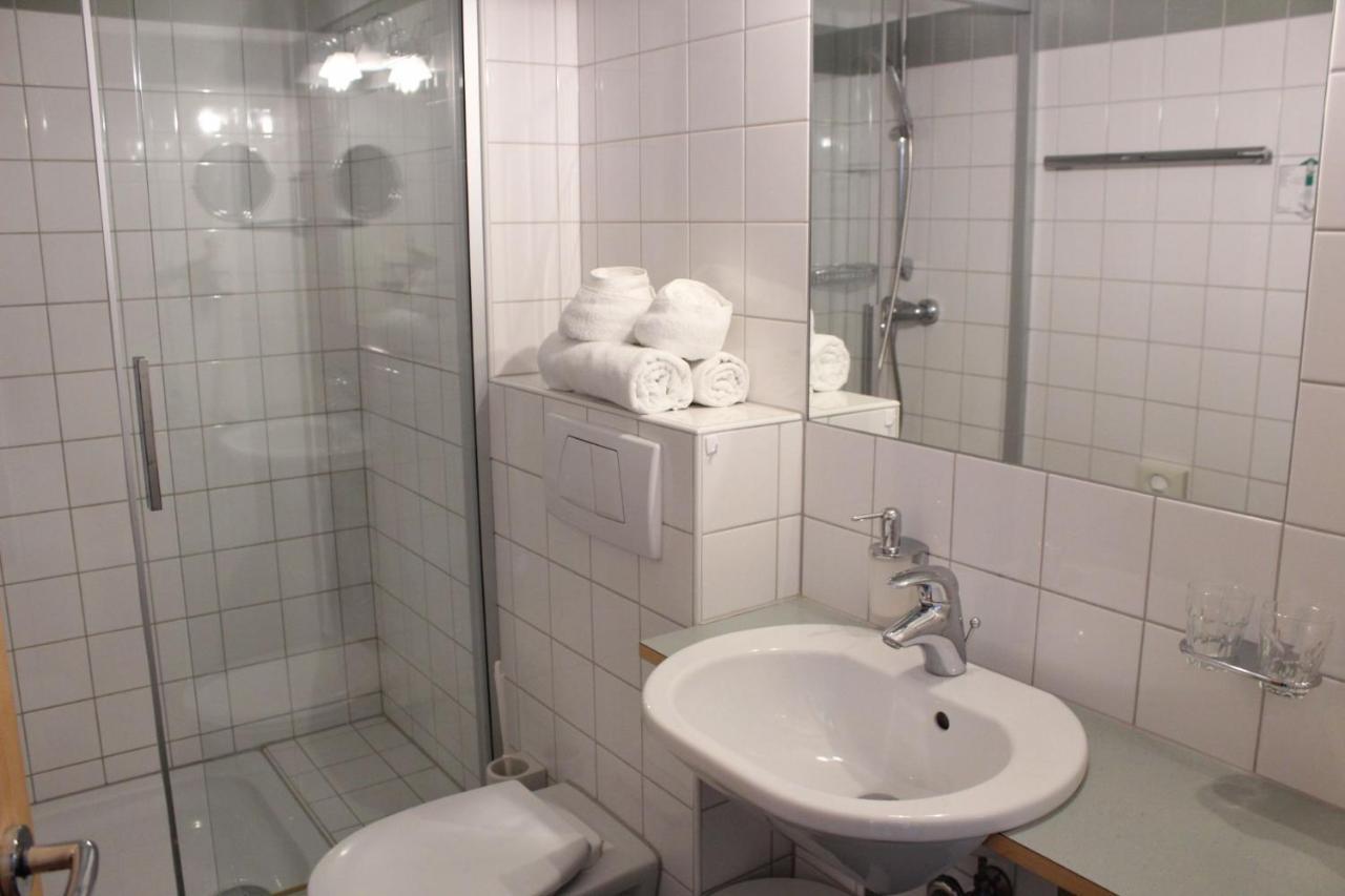 Wanderhotel Garni Cresta Schruns Eksteriør billede