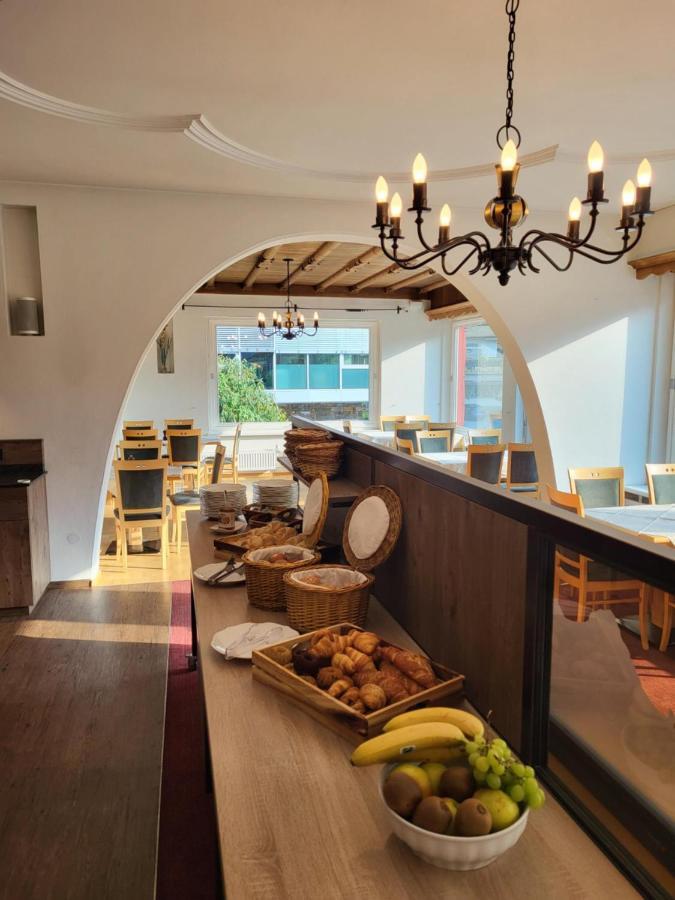 Wanderhotel Garni Cresta Schruns Eksteriør billede